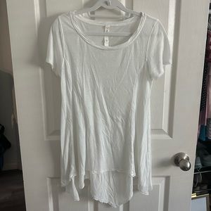 Lululemon white tunic t-shirt